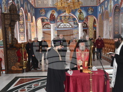 Ръководството на Ловеч поднесе венци в памет на загиналите в бившия концлагер „Слънчев бряг“