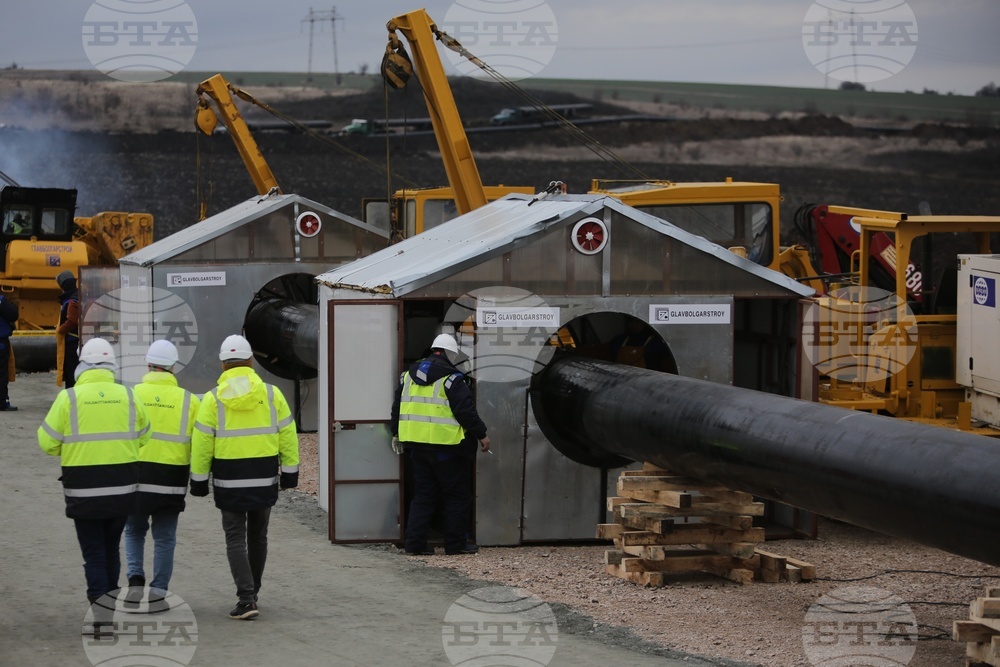 Presidents of Bulgaria, Serbia Attend Start of Construction on Bulgarian Side of Bulgaria-Serbia Gas Interconnector