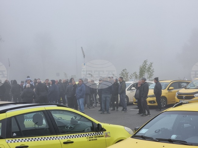 Ямбол - протест - таксиметрови шофьори