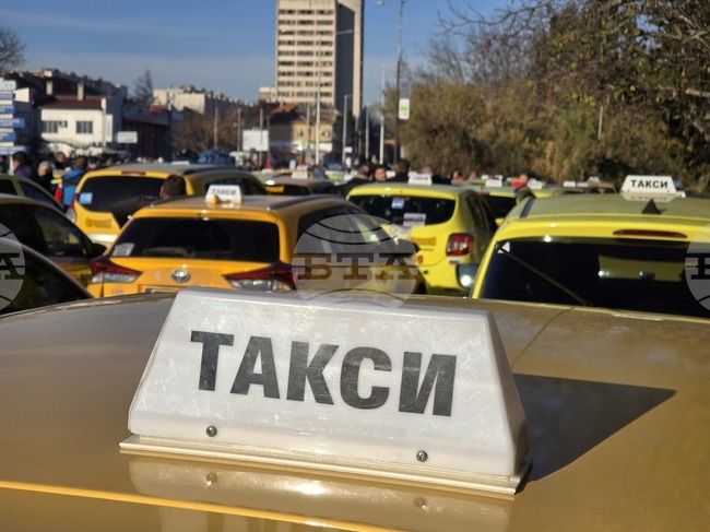 Асоциацията на българските застрахователи заяви, че оказва пълно съдействие на КЗК по повод проверките свързани с "Гражданска отговорност" за такситата