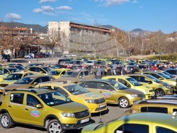 Кърджали - таксиметрови шофьори - протестно шествие