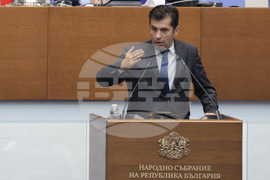 Народно събрание - заседание - Кирил Петков