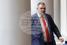 Народно събрание - заседание - Делян Пеевски