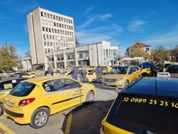 Ловеч - таксита - протест