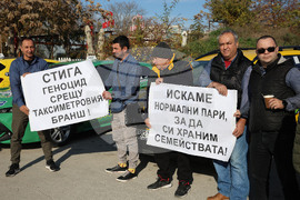 Варна - таксиметрови шофьори - протест