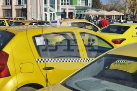 Ловеч - таксита - протест