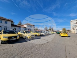 Ловеч - таксита - протест