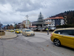 Смолян - таксиметрови шофьори - протест