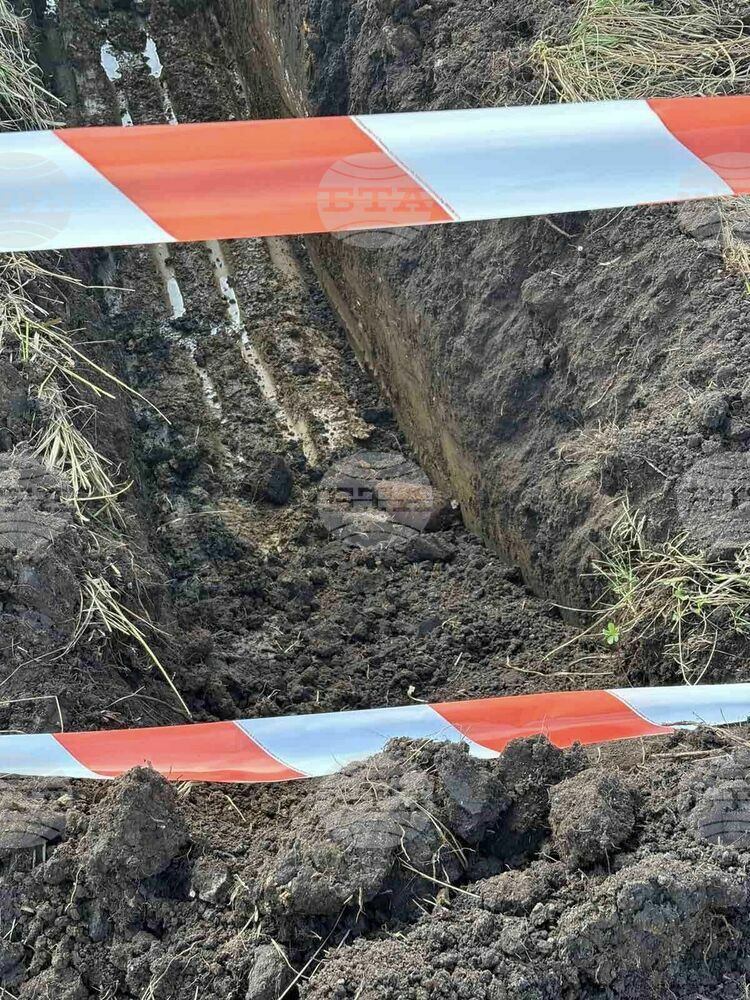Открит е снаряд при изкопни дейности край самоковското село Белчин, районът е отцепен