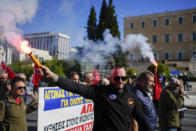 Авиодиспечерите в Гърция обявиха, че ще се включат в общата 24-часова стачка на 9 април