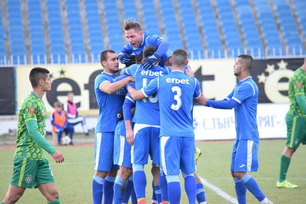 Отборът на Несебър постигна домакинска победа над Миньор (Перник) на старта на 32-ия кръг на Втора лига