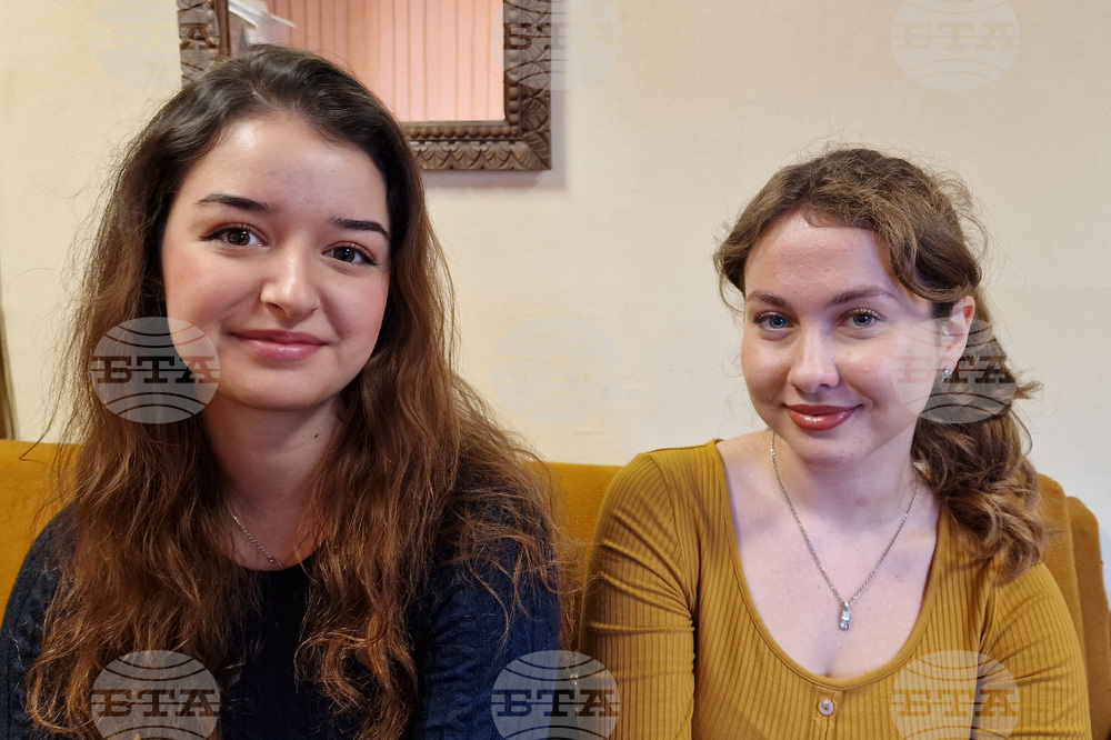 Шумен - Симфониета Шумен - Магдалена Каменова и Тодорка Христева