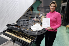 Русе - Държавна опера - роял - дарение