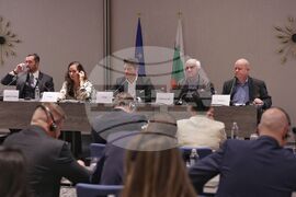 „Европа на суверенните нации“ - конференция - миграция