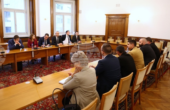 Народно събрание - „Възраждане” - „Морал, единство, чест” - среща