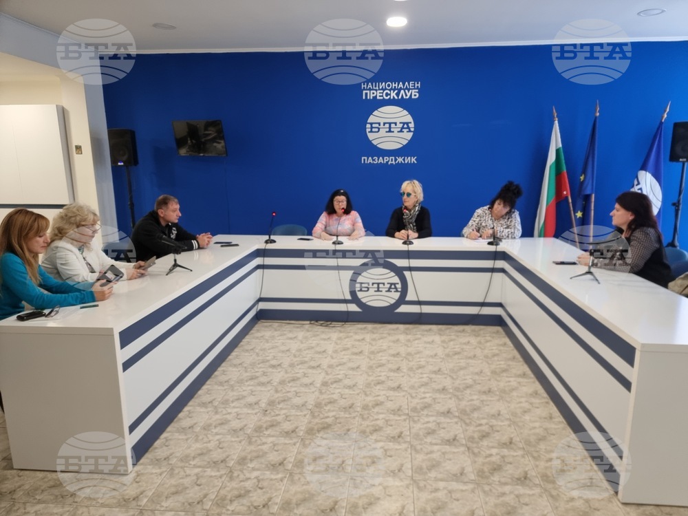 Журналистите в Пазарджик учредиха ученически конкурс в памет на своя колега Любомир Илков