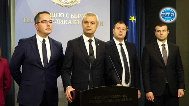 Трябва да направим всичко възможно да не се отиде на избори с това правителство, каза Костадин Костадинов след срещи с БСП, ИТН и МЕЧ