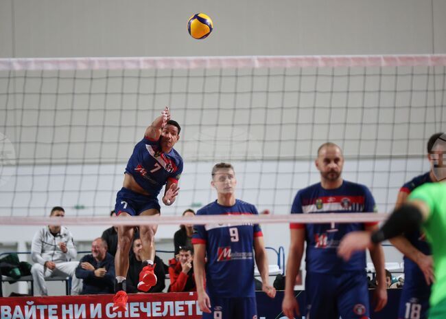 Дея спорт постигна драматичен успех срещу Берое 2016 във волейболното първенство за мъже