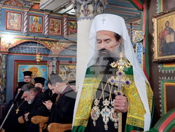 Кюстендил - архиерейска вечерня - патриарх Даниил