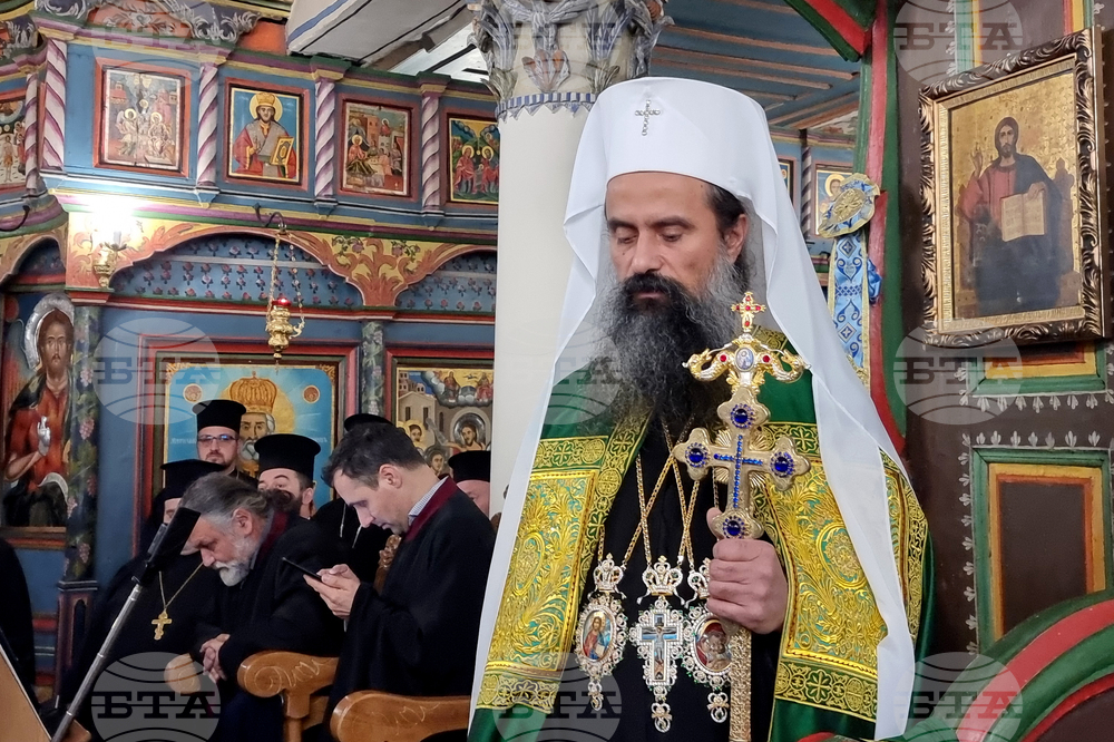 Кюстендил - архиерейска вечерня - патриарх Даниил