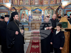 Кюстендил - архиерейска вечерня - патриарх Даниил