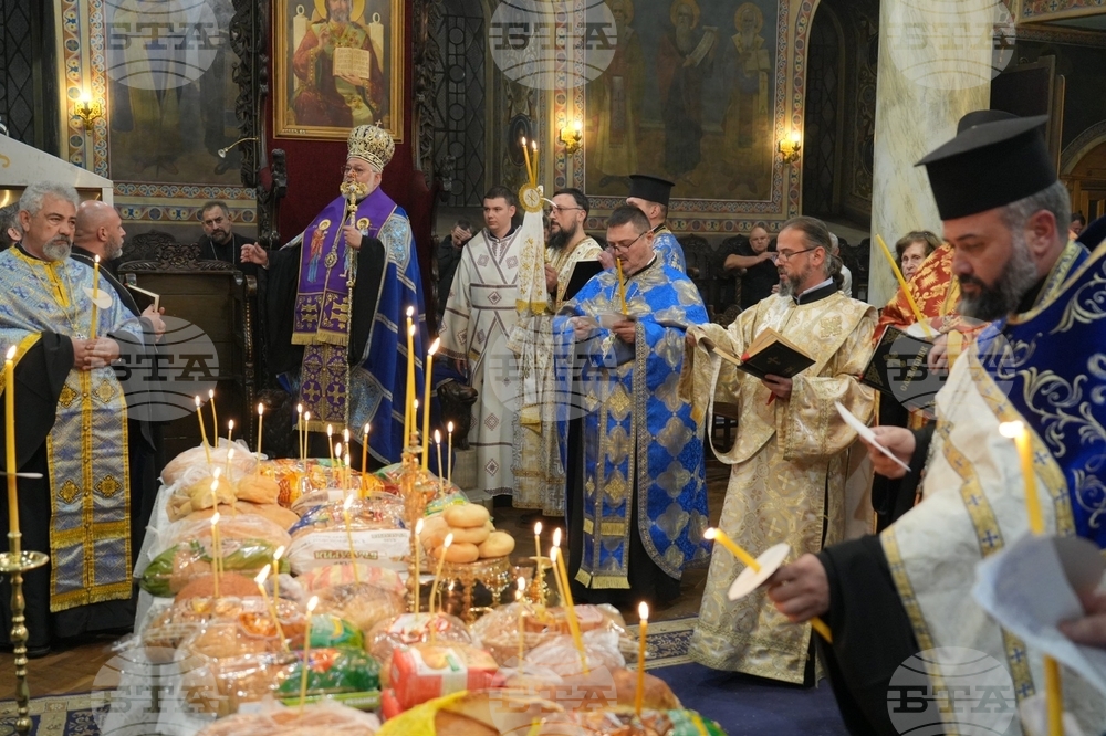Негово Високопреосвещенство Старозагорският митрополит Киприан възглави празничното вечерно богослужение в храм “Св. Въведение Богородично”