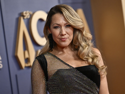 58th Annual CMA Awards - Arrivals