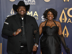 58th Annual CMA Awards - Arrivals