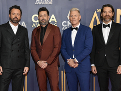 58th Annual CMA Awards - Arrivals
