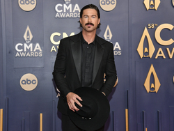 58th Annual CMA Awards - Arrivals