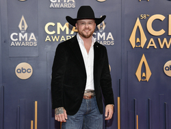 58th Annual CMA Awards - Arrivals