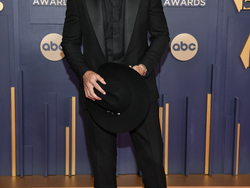 58th Annual CMA Awards - Arrivals