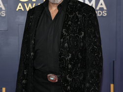 58th Annual CMA Awards - Arrivals