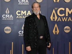 58th Annual CMA Awards - Arrivals