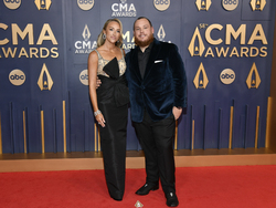 58th Annual CMA Awards - Arrivals