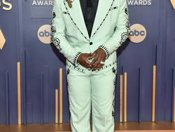 58th Annual CMA Awards - Arrivals