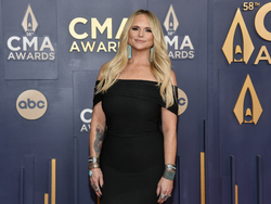 58th Annual CMA Awards - Arrivals
