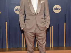58th Annual CMA Awards - Arrivals