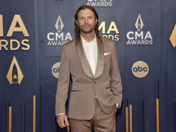 58th Annual CMA Awards - Arrivals