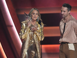 58th Annual CMA Awards - Show