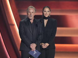 58th Annual CMA Awards - Show