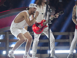 58th Annual CMA Awards - Show