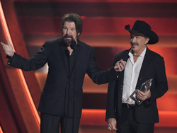 58th Annual CMA Awards - Show