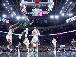 Bulls Bucks Basketball