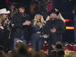 58th Annual CMA Awards - Show