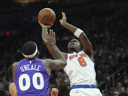 Knicks Suns Basketball