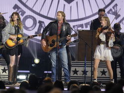 58th Annual CMA Awards - Show