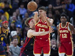 Hawks Warriors Basketball