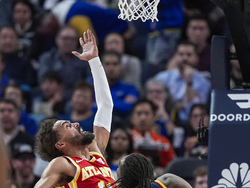 Hawks Warriors Basketball