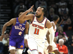 Knicks Suns Basketball